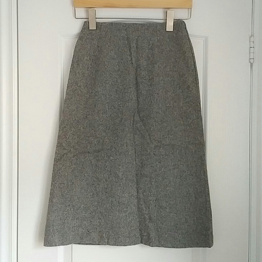 PRINGLE - thick grey wool luxe skirt